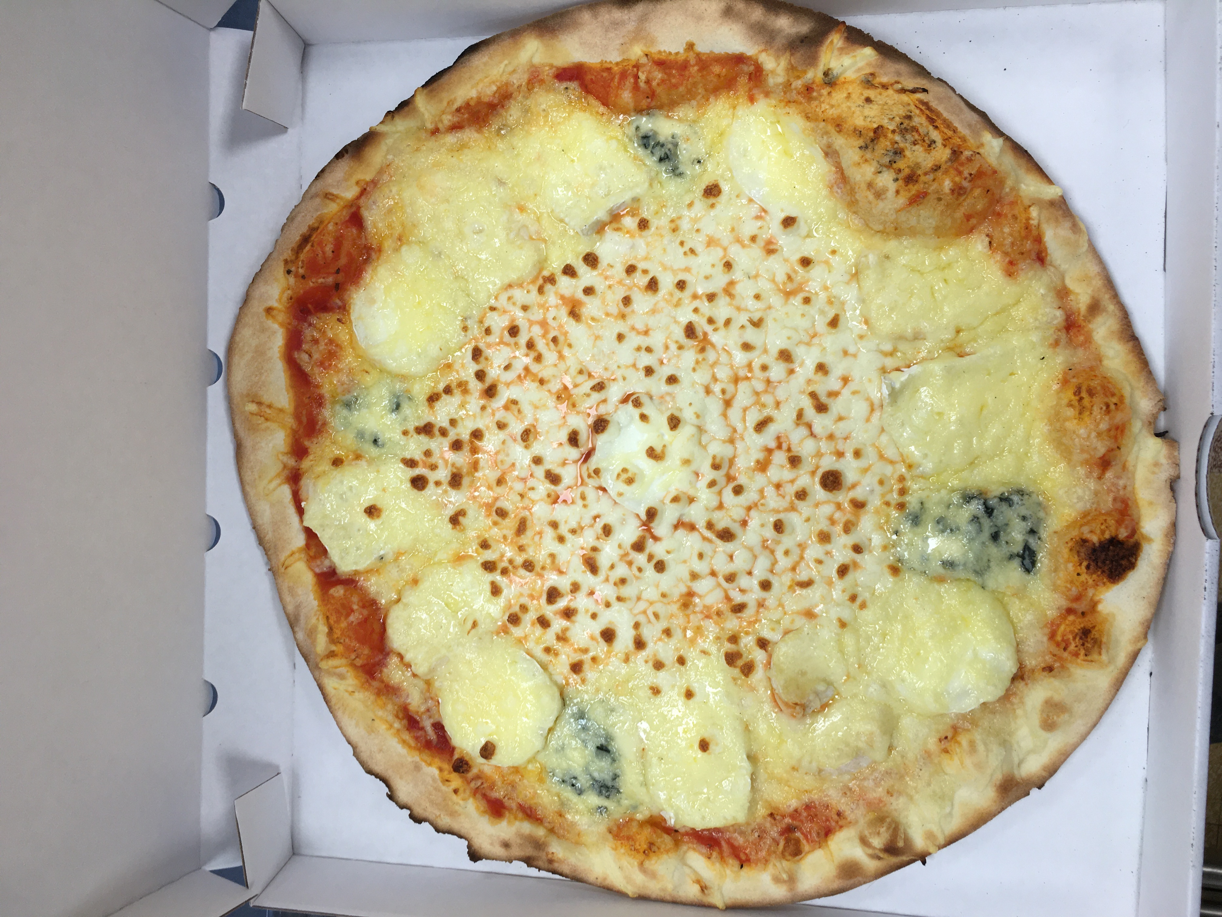 PIZZAS SATO VOUS SOUHAITE LA BIENVENUE